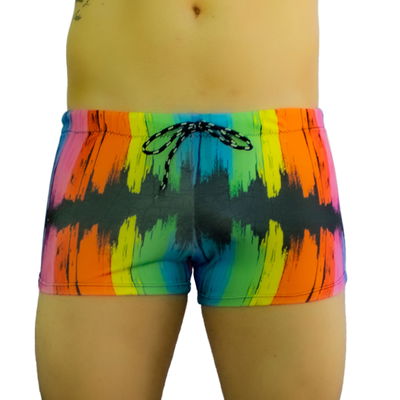 Short negro manchas de pintura