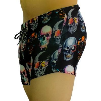 Short negro con calaveras