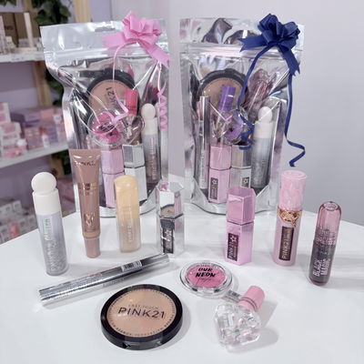 KIT DE MAKEUP PINK21 INCLUYE 11 PRODUCTOS