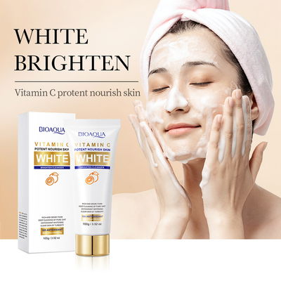 BIOAQUA LIMPIADOR FACIAL BLANQUEADOR VITAMINA C WHITE 41807 100G X1