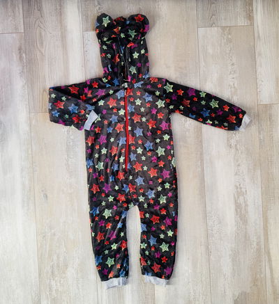 Enterito Mono Polar Soft Negro con estrellas colores