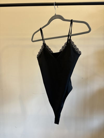 Body puntilla 