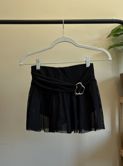 Pollera con hebilla