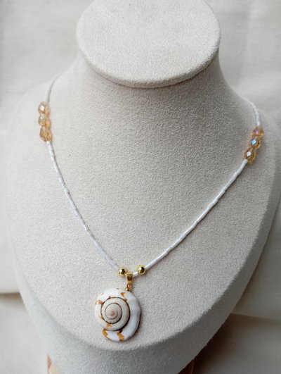 Collar caracola espiral