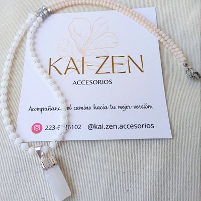 Collar Selenita