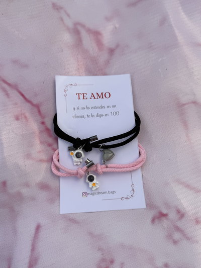 Pulseras astronautas Te amo en 100 idiomas brilla en la oscuridad 