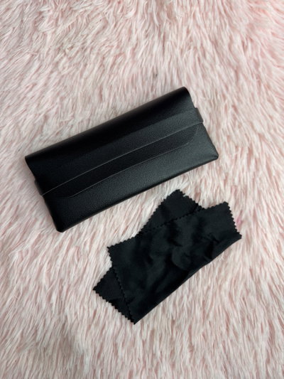 Estuche porta lentes con pañito