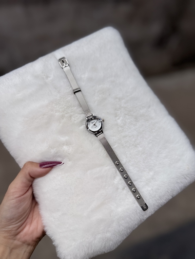Reloj 🩶