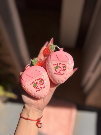 Crema de manos Frutilla con llavero🍓