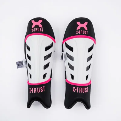 Canillera Hockey Armor Pro Fucsia | Protección, Comodidad y Alto Rendimiento