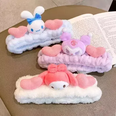 vincha de skincare sanrio