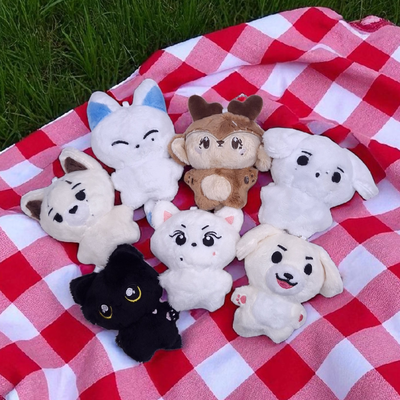 peluche llavero fanmade – ENHYPEN + regalitos ✨