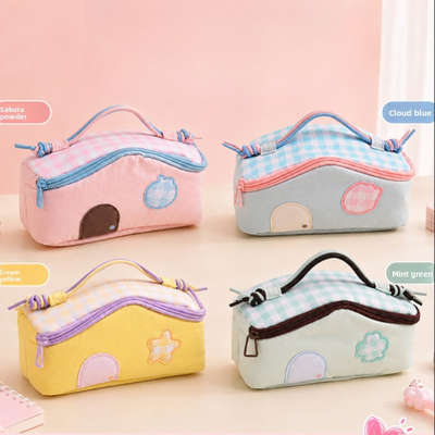 necesser / cartuchera cutie house