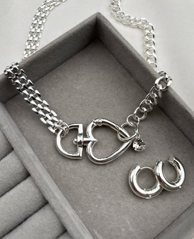 Collar Caroline