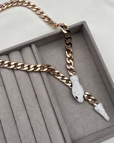 Collar Nara