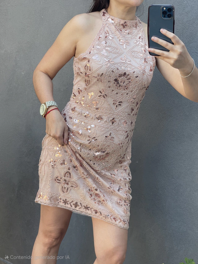VESTIDO TOTALMENTE BORDADO EN LENTEJUELAS Y CANUTILLOS (ART 371)