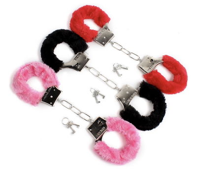 Esposas con peluche 