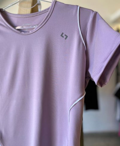 Remera Amelia mangas cortas