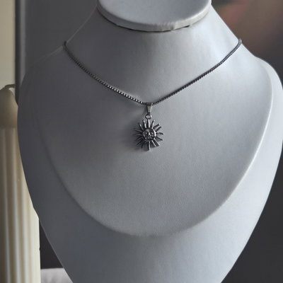Collar Inti
