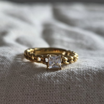 Anillo Tessa
