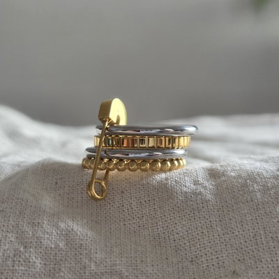 Anillo Malvina