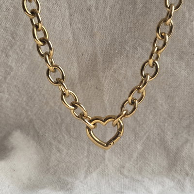 Collar Ivi