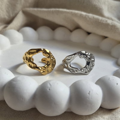 Anillo Toni