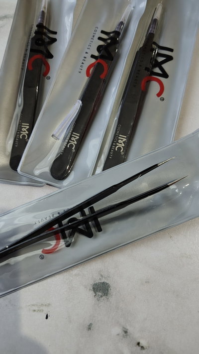 Pinza recta para pestañas 