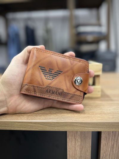Armani cierre marrón