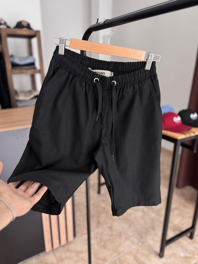 Bermuda Lino Michigan