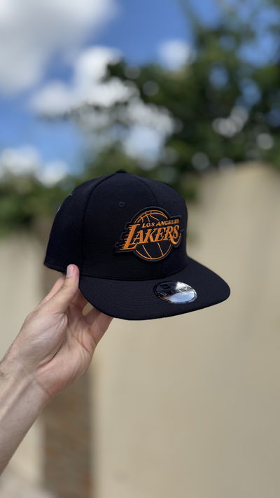 Lakers Cerrada