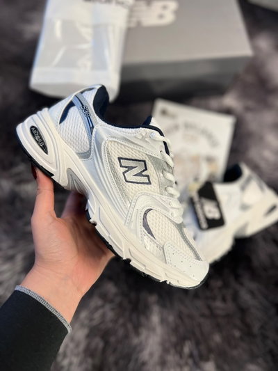 NEW BALANCE 530