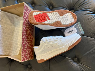 VANS HYLANE  2 colores