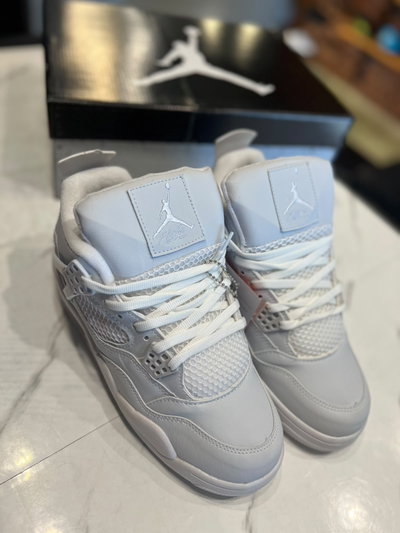 NIKE JORDAN RETRO 4 blanco