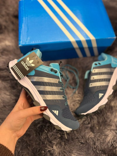 ADIDAS KANADIA azul