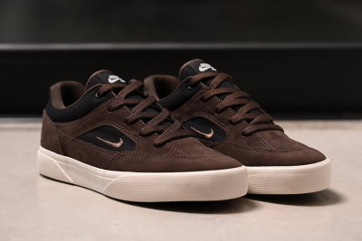 NIKE SB MALOR cafe