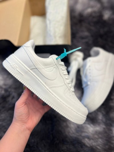 NIKE AIR FORCE blanco