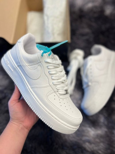 NIKE AIR FORCE blanco