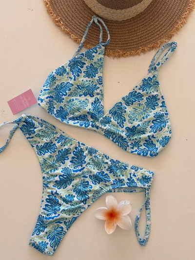 Bikini triangulito hojas 