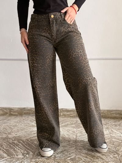 Wide leg print