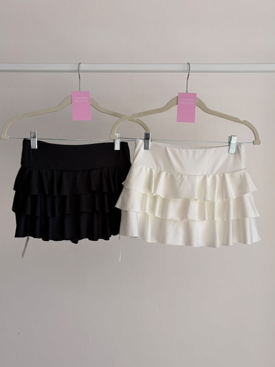 Short pollera volados