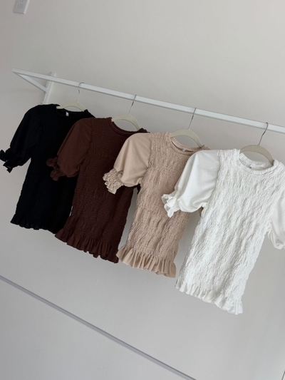 Blusa frunce mangas cortas
