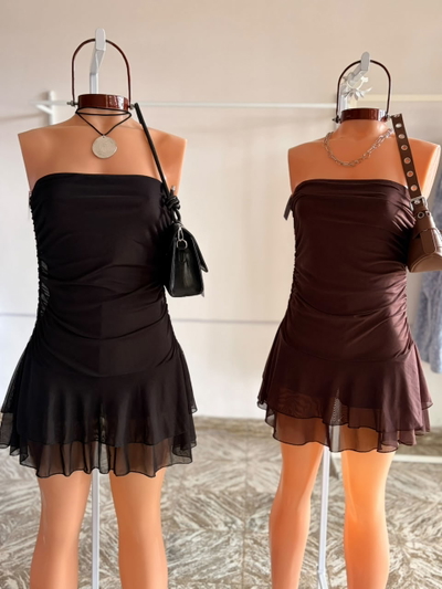 Vestido strapless tul con short abajo 
