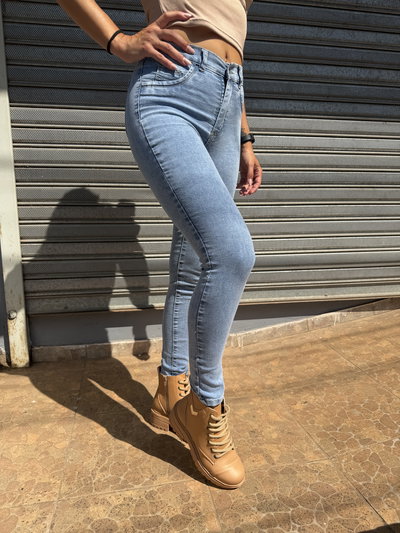 Jean chupin nevado claro 