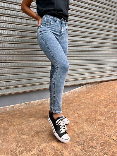 Jean chupin nevado claro