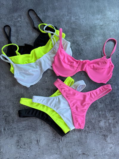 Bikini Aurora