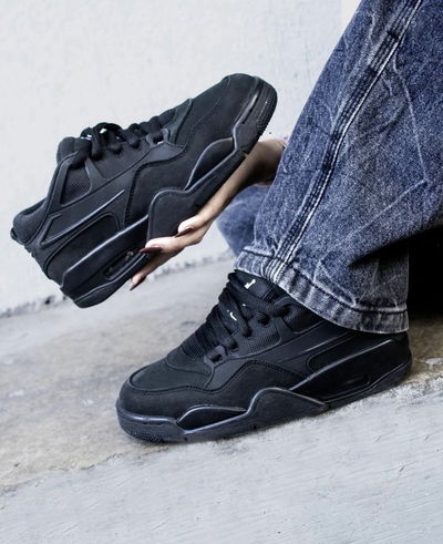 NIKE JORDAN RETRO 4 