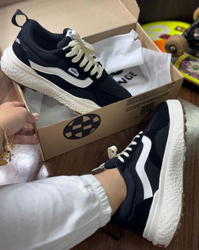 VANS ULTRARANGE NEGRAS