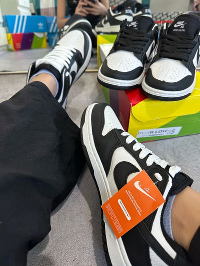 NIKE DUNK PANDA