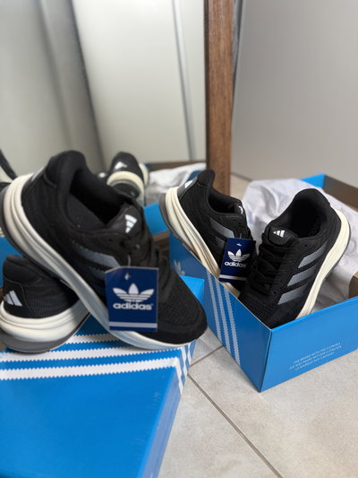 ADIDAS SUPERNOVA NEGRAS